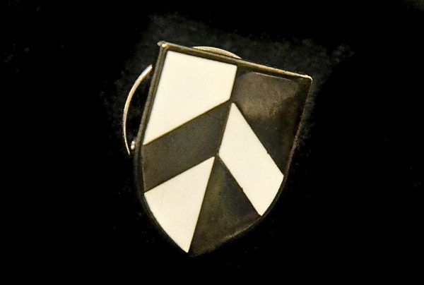 ShieldLapelBadge - Barts Guild